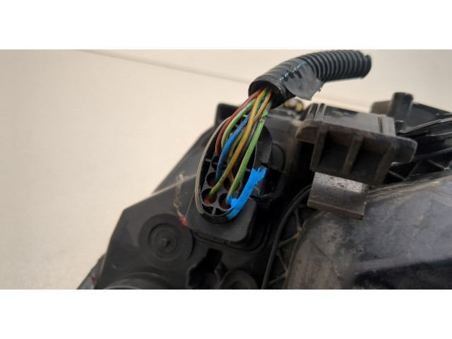 Фара передняя Ford Focus 2 2005-2008 правая