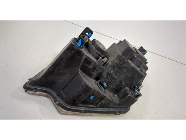 Фара передняя  Opel Antara 2006-2015 правая 