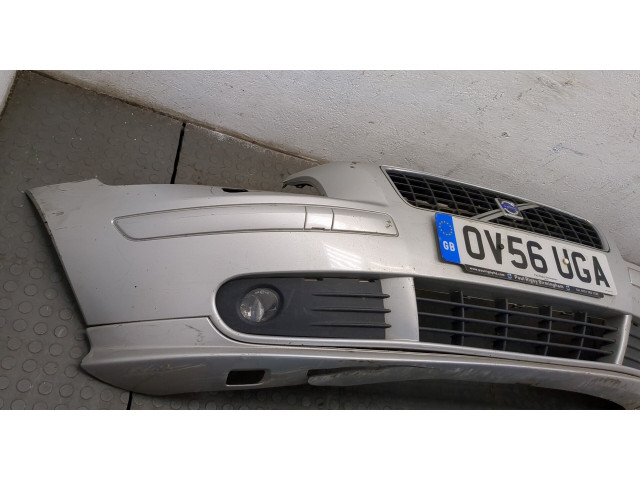 Бампер  Volvo S40 2004- передний   