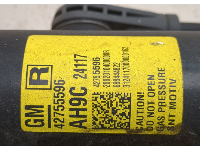 Стойка амортизатора  Chevrolet Trailblazer 2019- 42755596     