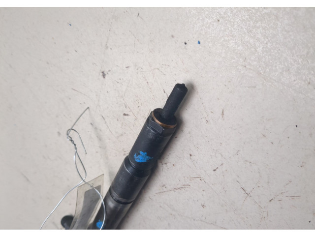 Форсунка топливная Volkswagen Touran 2010-2015 03L130277S