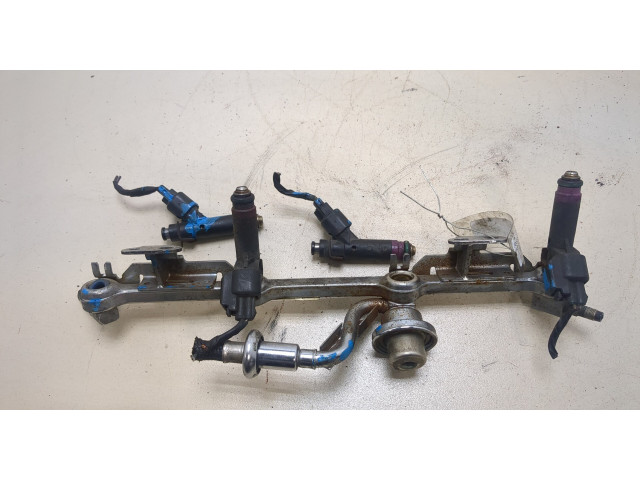 Форсунка топливная  Lincoln Aviator 2002-2005         