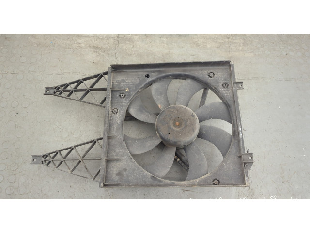 Вентилятор радиатора  Skoda Fabia 2007-2014           