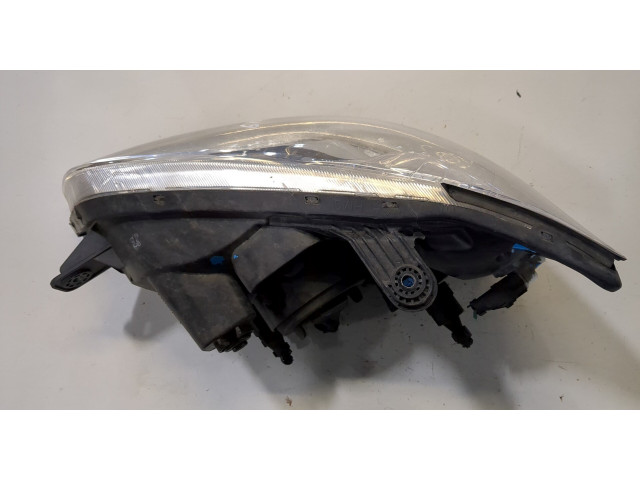 Фара передняя  Hyundai Getz правая 