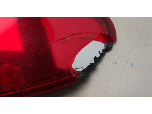 Задний фонарь          