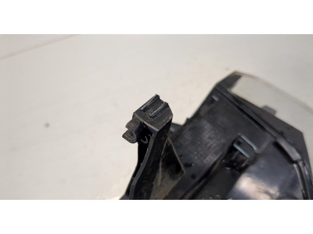 Задний фонарь          