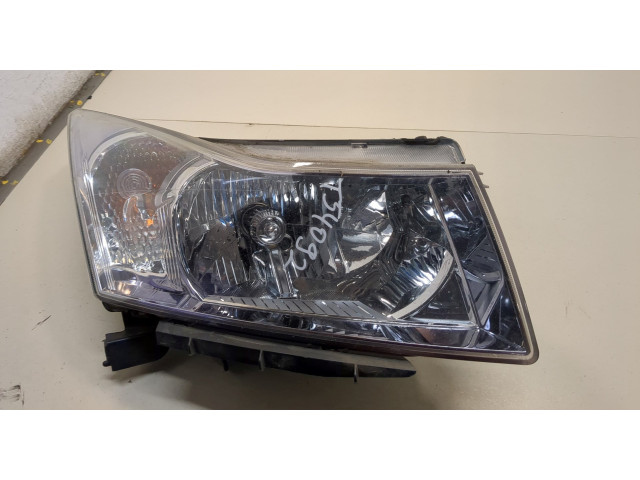 Фара передняя  Chevrolet Cruze 2009-2015 правая 