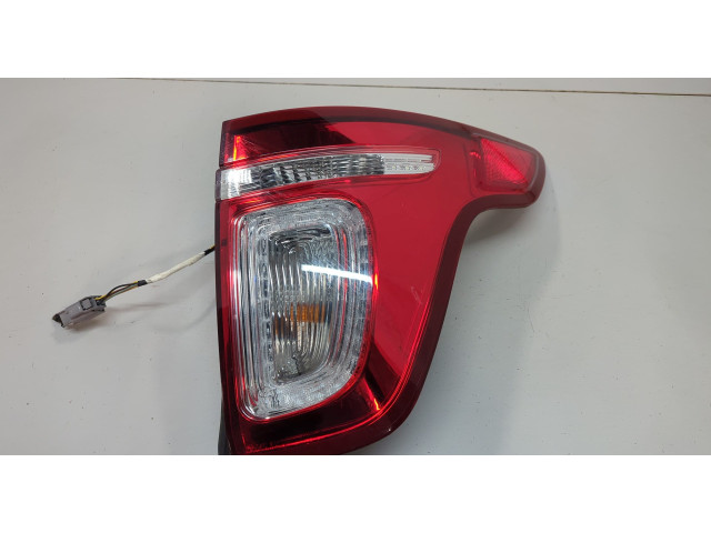 Задний фонарь BB5Z13404C