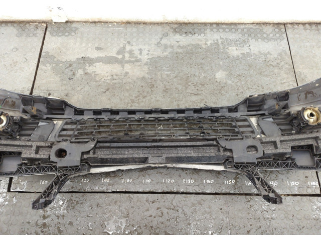 Бампер Mercedes C W204 2006-2015 передний