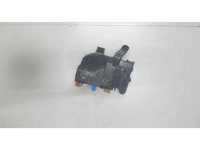 Блок предохранителей  Nissan Altima 5 2012-2015      284B73TA0B     2.5