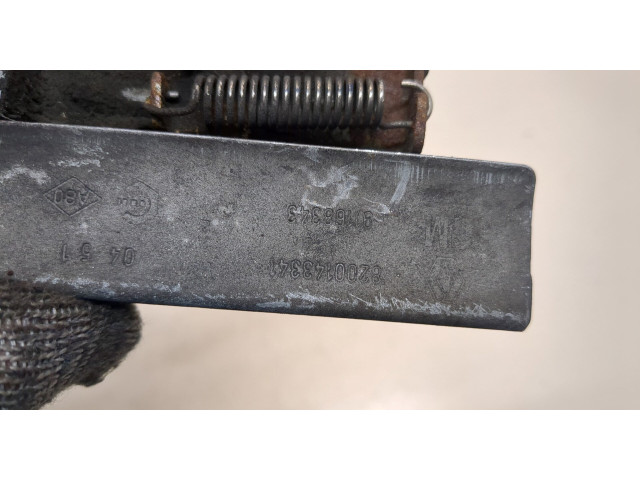 Замок капота  Renault Trafic 2001-2014     