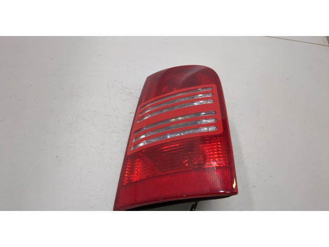 Задний фонарь