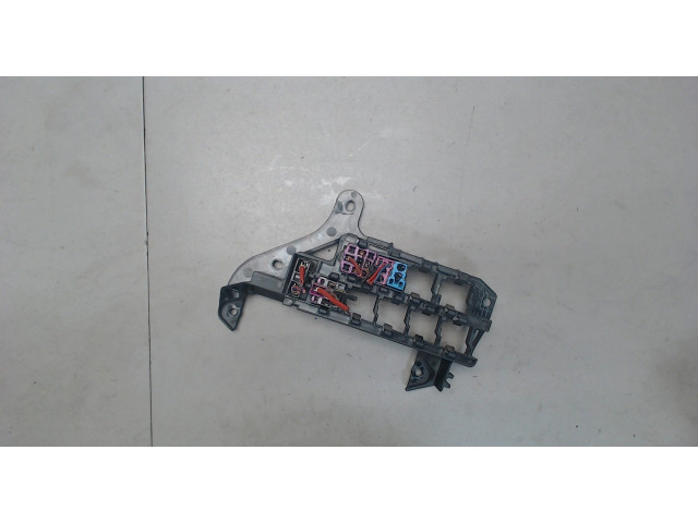 Блок предохранителей Audi A2 8Z2937503 1.4