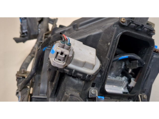 Фара передняя Lexus IS 2005-2013 левая