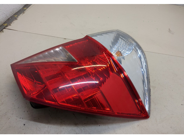 Задний фонарь