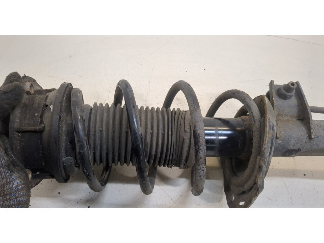 Стойка амортизатора Skoda SuperB 2015-