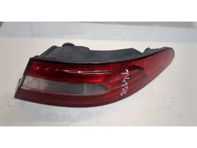 Задний фонарь