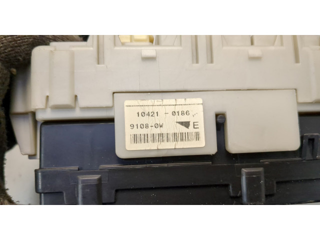 Блок предохранителей Mitsubishi Endeavor 2003-2011