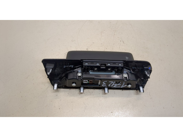 Дисплей мультимедиа Mazda CX-9 2016-