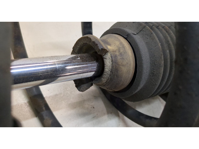 Стойка амортизатора Infiniti QX60 2013-2016