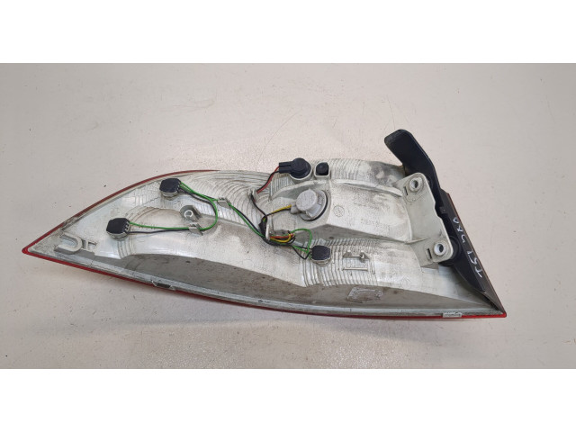 Задний фонарь