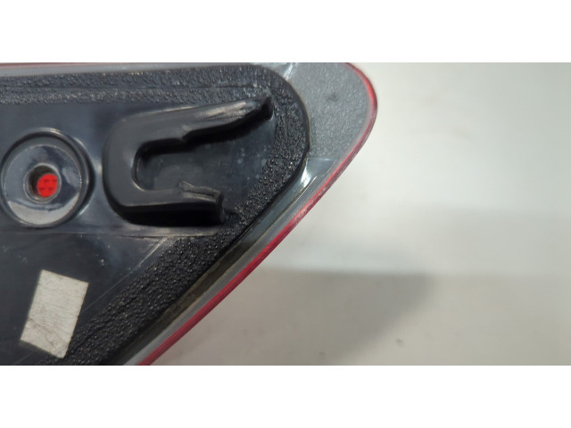 Задний фонарь     BB5Z13405C     