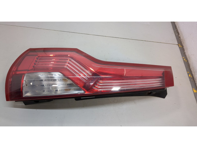 Задний фонарь          