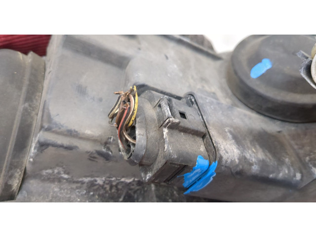 Фара передняя  Volkswagen Passat 6 2005-2010 левая 