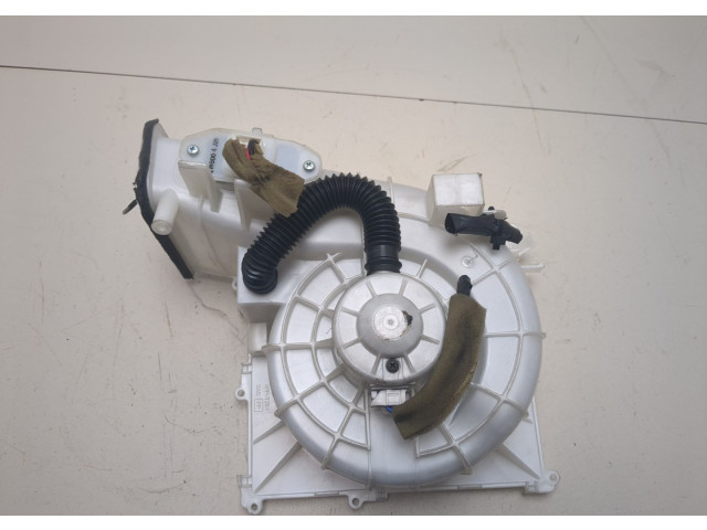 Моторчик печки  Nissan X-Trail (T30) 2001-2007 272258H310, 272300M000    272258H310, 272300M000   