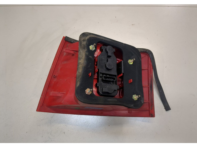 Задний фонарь 4B9945095F Audi A6 (C5) 1997-2004