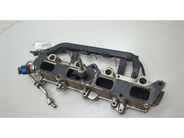 Форсунка топливная  Audi A1 (8X) 2010-2018    03C906036F, 03C133202AQ     