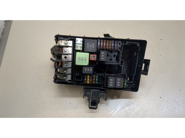 Блок предохранителей  Volkswagen Golf 7 2012-2020      5Q0907361C   