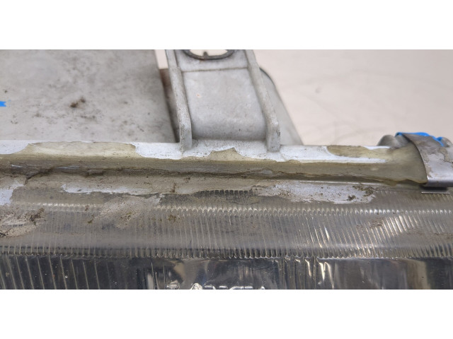 Фара передняя  Lancia Kappa правая 