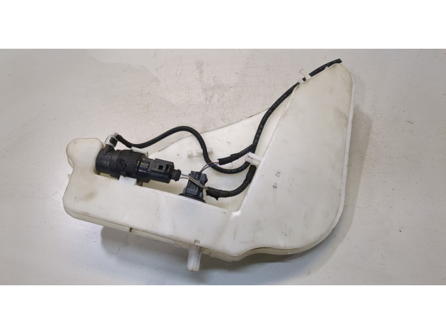 Бачок омывателя  Audi A6 (C7) 2014-2018    