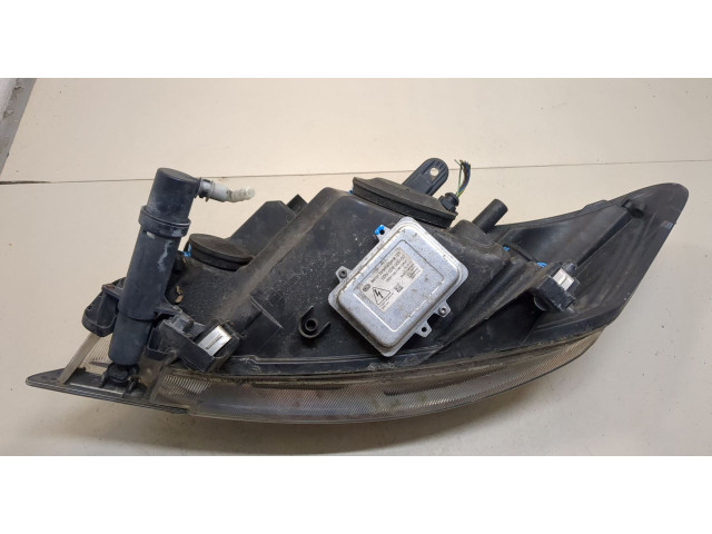 Фара передняя  Ford Kuga 2008-2012 правая 