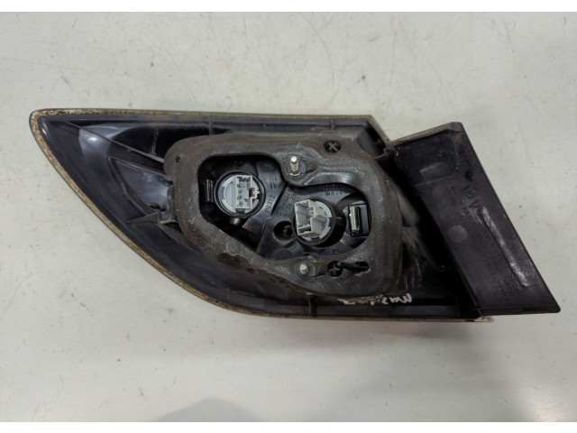 Задний фонарь          