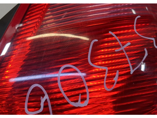 Задний фонарь MN186267 Mitsubishi Colt 2004-2008