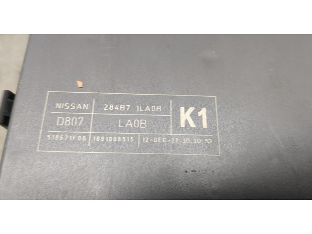 Блок предохранителей  Infiniti QX56 2010-2013      284B71LA0B   