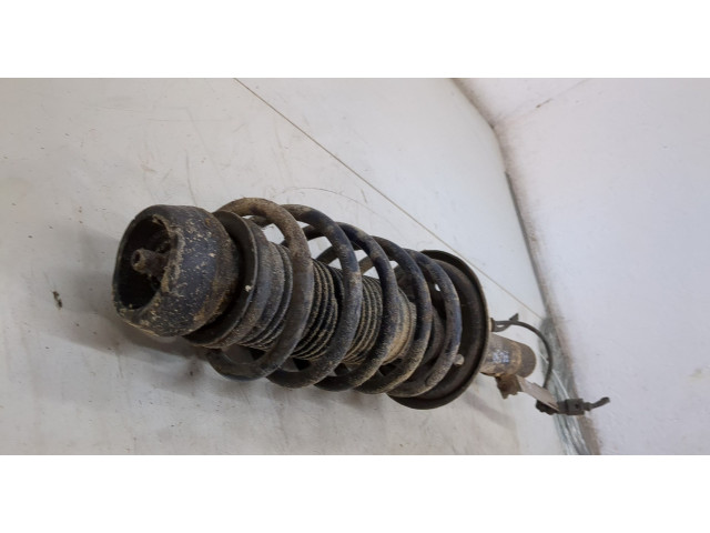 Стойка амортизатора Volkswagen Golf 4 1997-2005 1J0413031S, 1J0411105Q