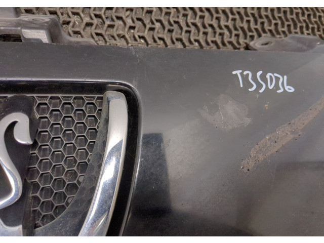 Решетка радиатора  Peugeot Expert 2007-2016           