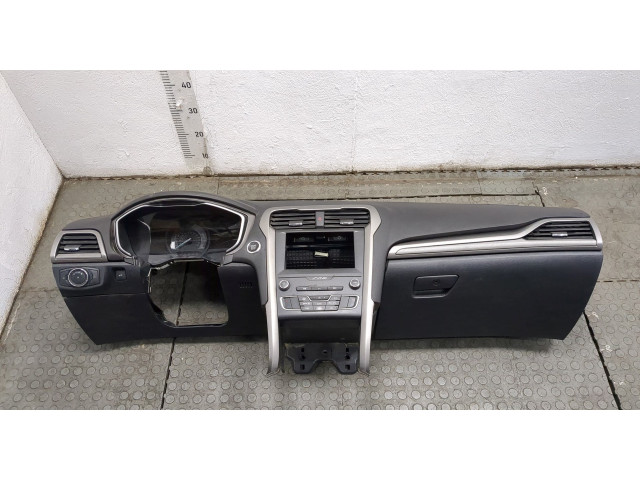 Панель приборов  Ford Fusion 2017-2020 USA       KS7Z10849GC, LS7Z10849MA     