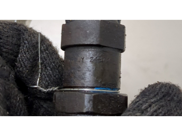 Форсунка топливная  Volkswagen Transporter 4 1991-2003    068130202G     