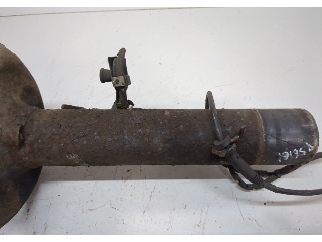 Стойка амортизатора  BMW X3 E83 2003-2010      