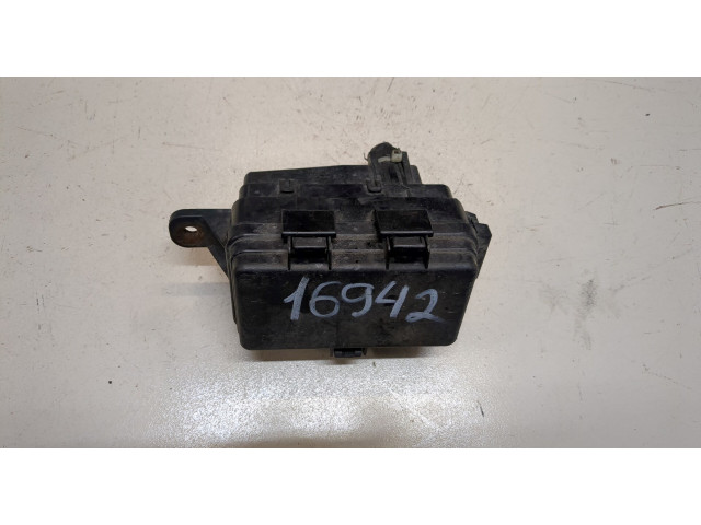 Блок предохранителей  Honda Pilot 2008-2015         