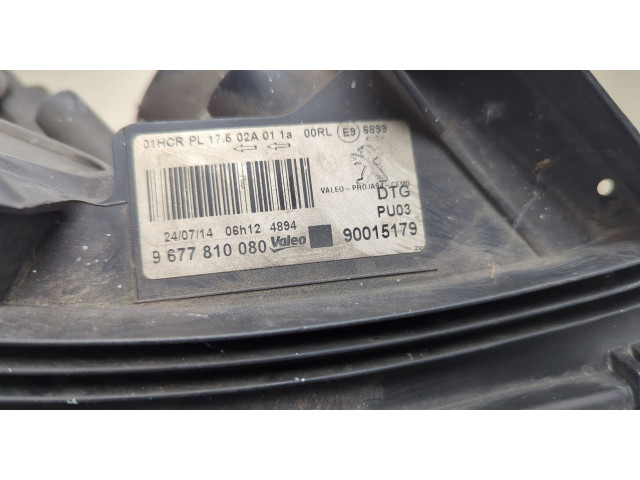 Фара передняя Peugeot 2008 2013-2019 правая