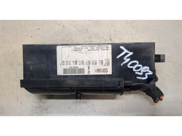 Блок предохранителей Volkswagen Caddy 2010-2015 2K6970