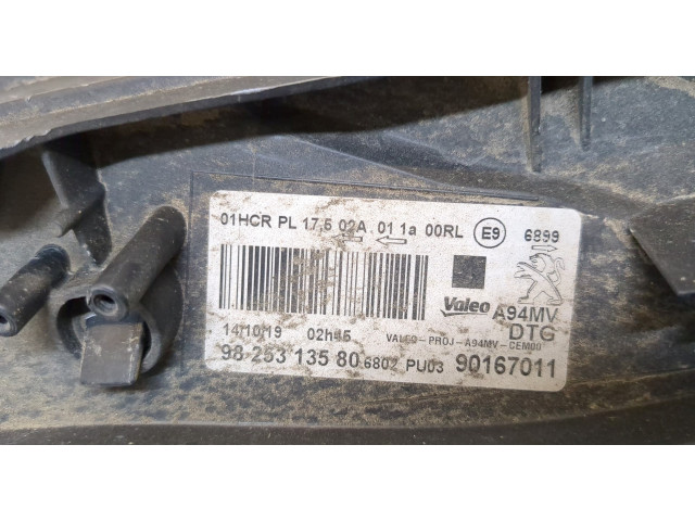 Фара передняя  Peugeot 2008 2013-2019 правая 