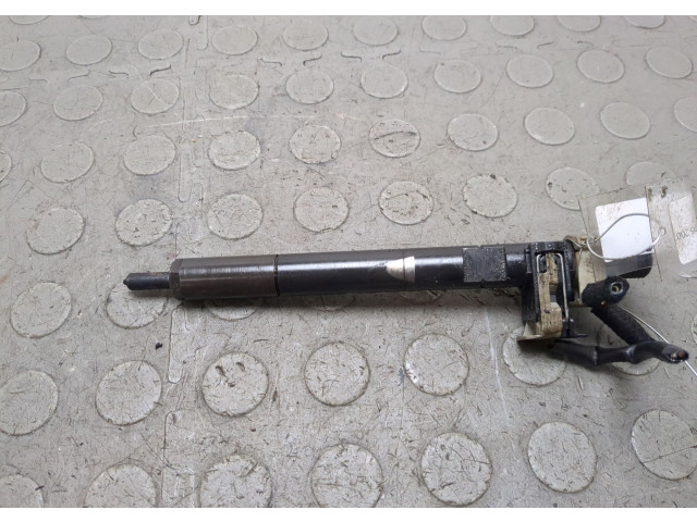 Форсунка топливная  Mercedes C W204 2006-2015    A6460700987     