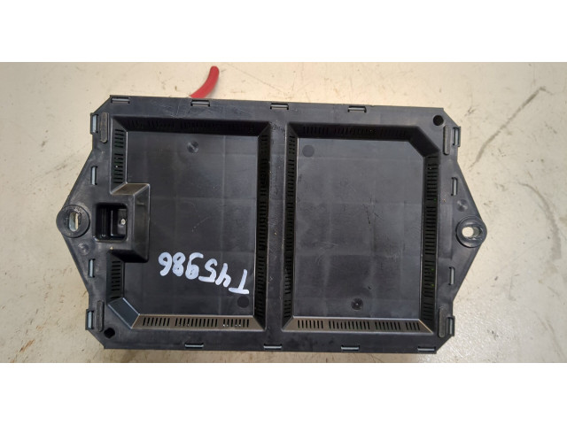 Блок предохранителей Jaguar XF 2007–2012