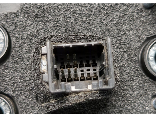 Зеркало боковое  Opel Antara 2006-2015  правое           4802888, 20961812